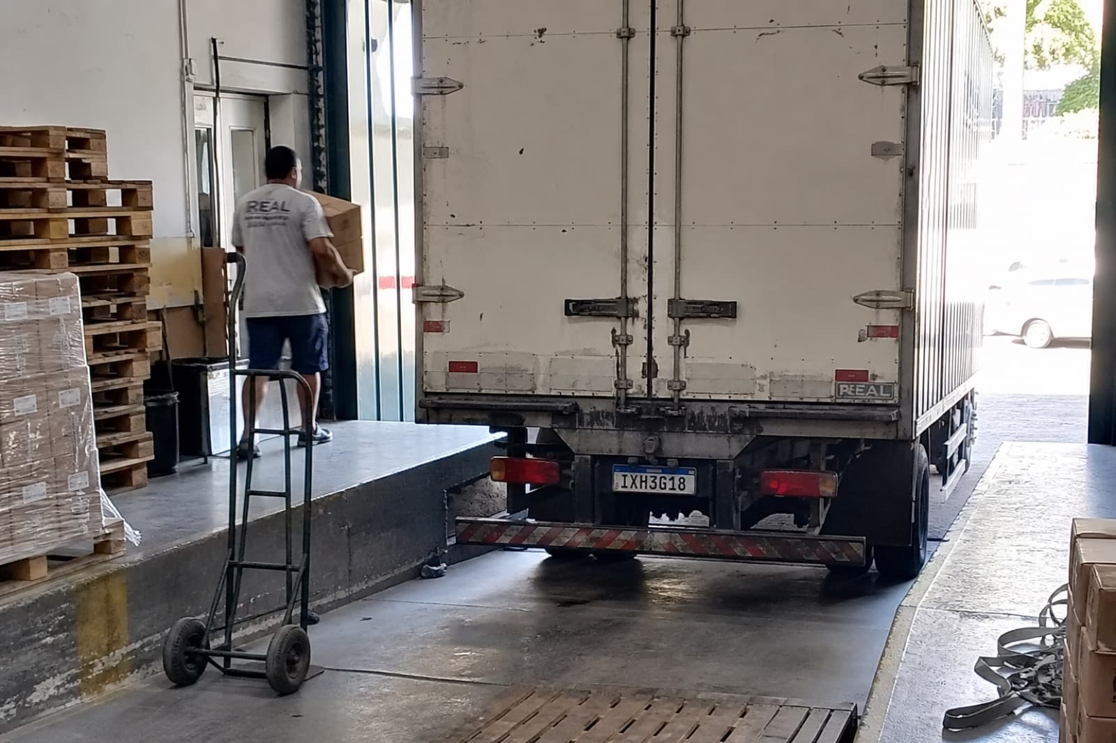 Frete baú até 1,5 t em Criciúma — foto 4